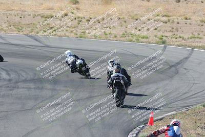 media/Apr-20-2025-AHRMA (Sun) [[393a79c373]]/Race/Group 11 early race/Turn 4b/